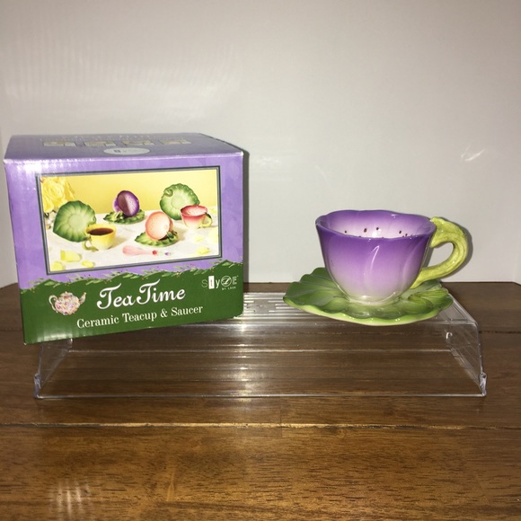 Tea Time Floral Ceramic Teacup & Saucer - Picture 1 of 14